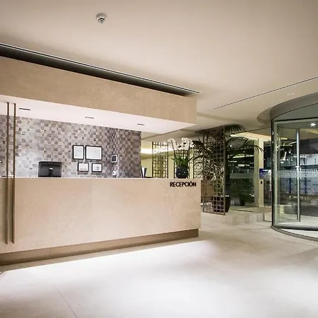 Otel Les Dunes Comodoro Benidorm