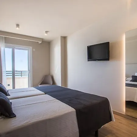 ホテル Les Dunes Comodoro 4*